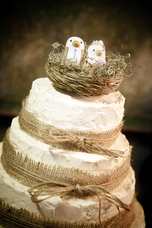 vintage inspired wedding cake