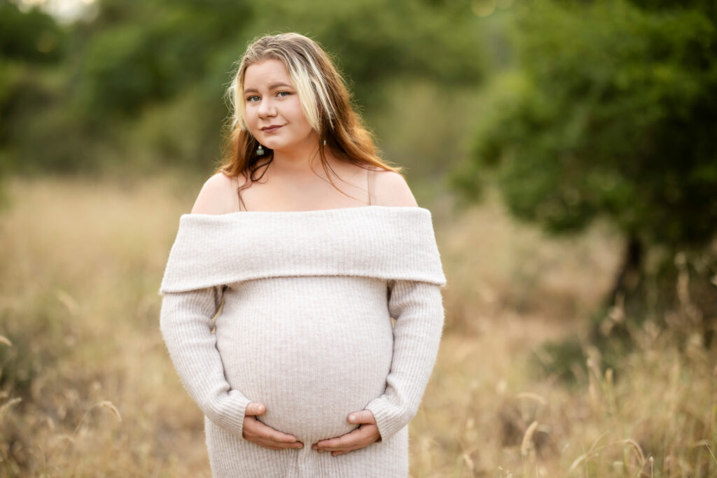 Elegant outdoor maternity portrait of Gemma on a rural property